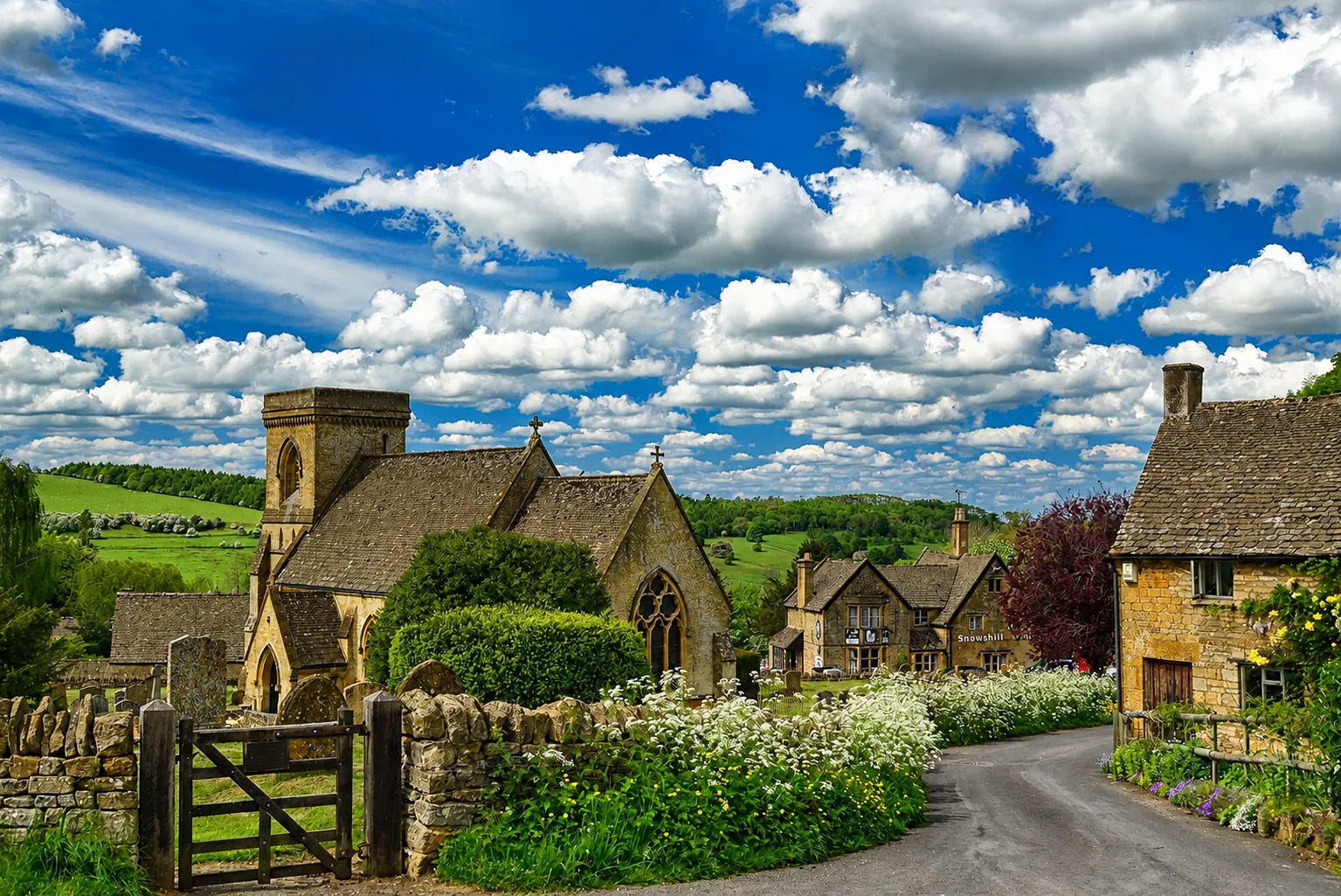 Professional Chauffeur Service in Cotswolds - Luxe Drive Cars
